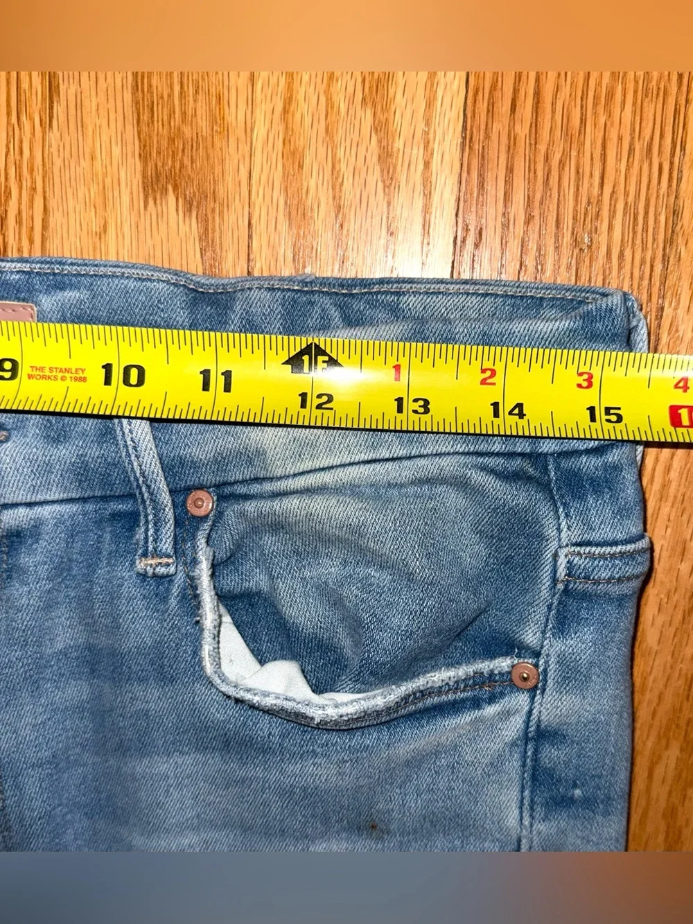 MOTHER Jeans High Waisted Looker Ankle Fray 30